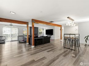 18320 Corliss Avenue N, Shoreline WA 98133
