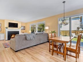 8012 NE 151st Court, Kenmore WA 98028