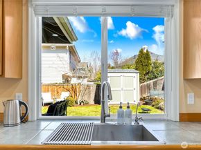8012 NE 151st Court, Kenmore WA 98028