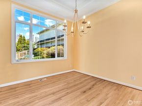8012 NE 151st Court, Kenmore WA 98028