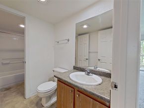 1700 W Sunn Fjord Lane L101, Bremerton WA 98312