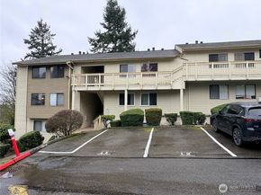 1700 W Sunn Fjord Lane L101, Bremerton WA 98312