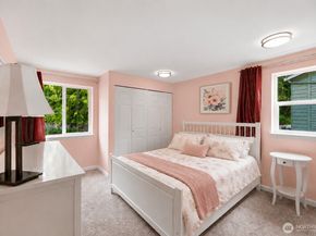 2721 NE 195th Street 3, Lake Forest Park WA 98155