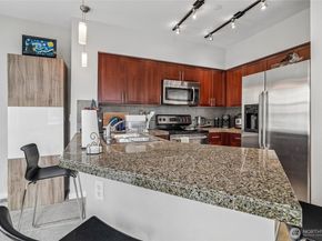 5440 Leary Avenue NW 526, Seattle WA 98107