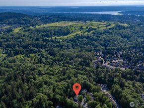 6825 SE Cougar Mountain Way, Bellevue WA 98006