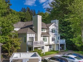 6825 SE Cougar Mountain Way, Bellevue WA 98006