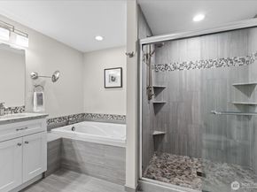 13115 80th Avenue NE, Kirkland WA 98034