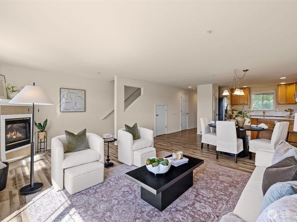 3970 129th Place SE A202, Bellevue WA 98006