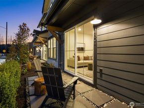 14319 149th Place NE 40, Woodinville WA 98072