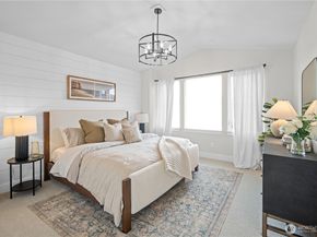 14319 149th Place NE 40, Woodinville WA 98072