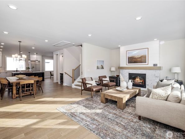 14319 149th Place NE 40, Woodinville WA 98072