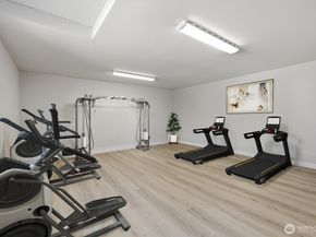 18823 SE 42nd Street, Issaquah WA 98027