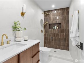 4011 SW Maryland Place, Seattle WA 98116