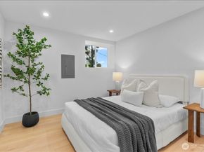 4011 SW Maryland Place, Seattle WA 98116