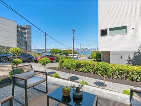4011 SW Maryland Place, Seattle WA 98116