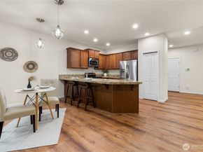 4882 SW Kenmore Court, Port Orchard WA 98367