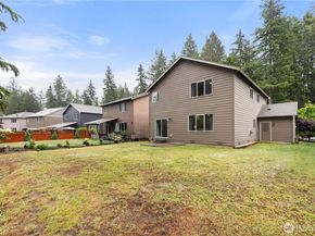 4882 SW Kenmore Court, Port Orchard WA 98367
