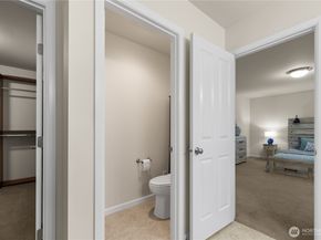 4882 SW Kenmore Court, Port Orchard WA 98367