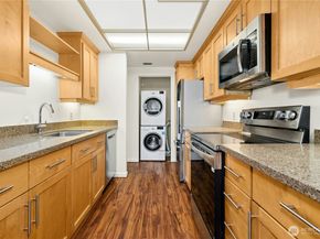 1301 Spring Street 8B, Seattle WA 98104
