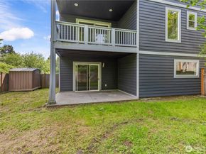 16611 48th Avenue W F1, Edmonds WA 98026