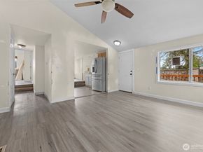 929 Pecks Drive, Everett WA 98203