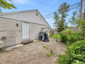 929 Pecks Drive, Everett WA 98203