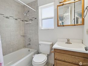 2138 K Street SE, Auburn WA 98002