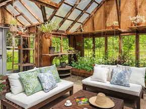 12032 Vashon Highway SW, Vashon WA 98070