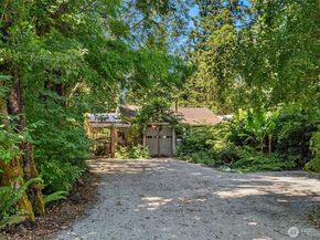 12032 Vashon Highway SW, Vashon WA 98070