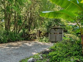 12032 Vashon Highway SW, Vashon WA 98070