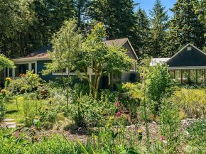 12032 Vashon Highway SW, Vashon WA 98070