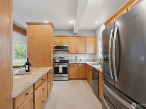 6604 198th Place SW, Lynnwood WA 98036