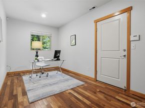 6604 198th Place SW, Lynnwood WA 98036