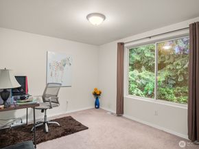 8828 238th St SW D1, Edmonds WA 98026
