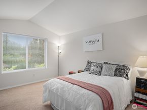 8828 238th St SW D1, Edmonds WA 98026