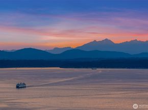 583 Battery Street 3704N, Seattle WA 98121