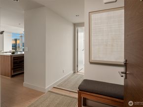 583 Battery Street 3704N, Seattle WA 98121
