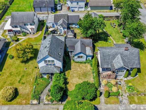 2512 Cedar Street, Everett WA 98201