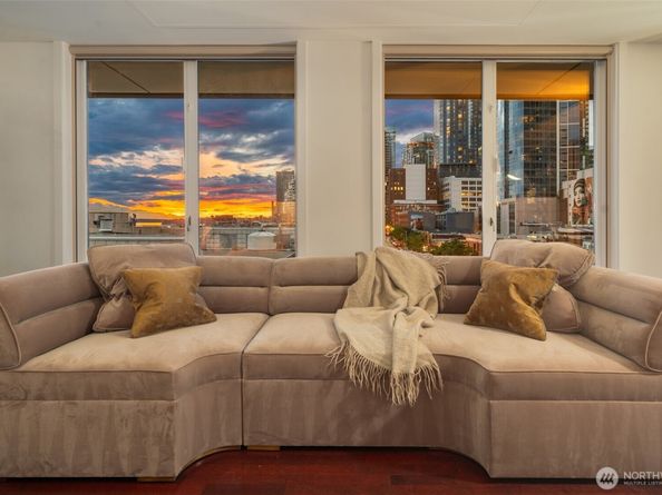 98 Union Street 810, Seattle WA 98101