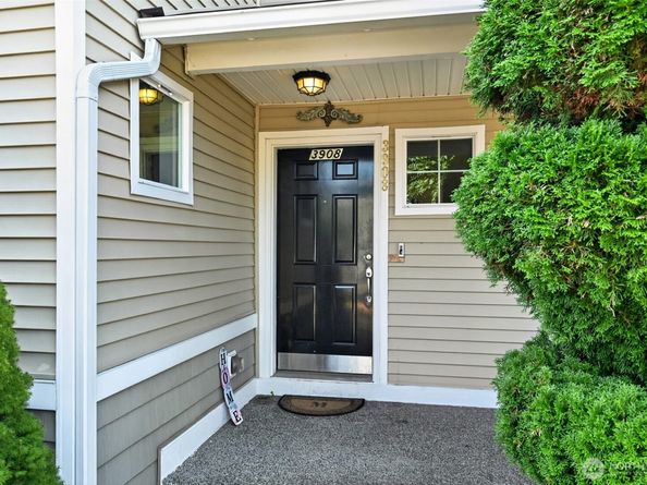 3908 153rd Place SE, Bothell WA 98012