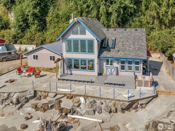 14 S Beach Drive H, Everett WA 98206