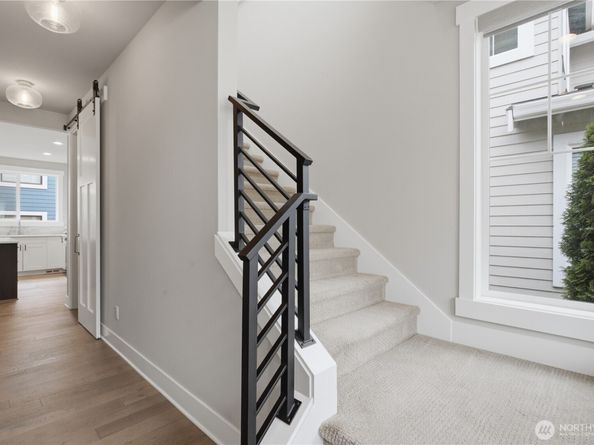 12229 NE 100th Street, Kirkland WA 98033