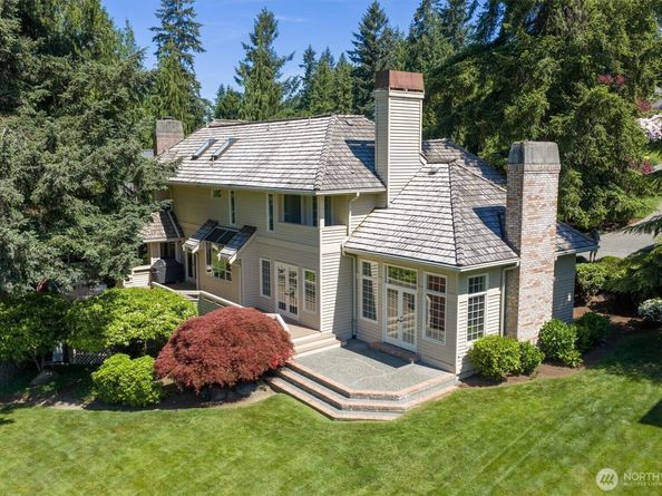 13713 209th Avenue NE, Woodinville WA 98077