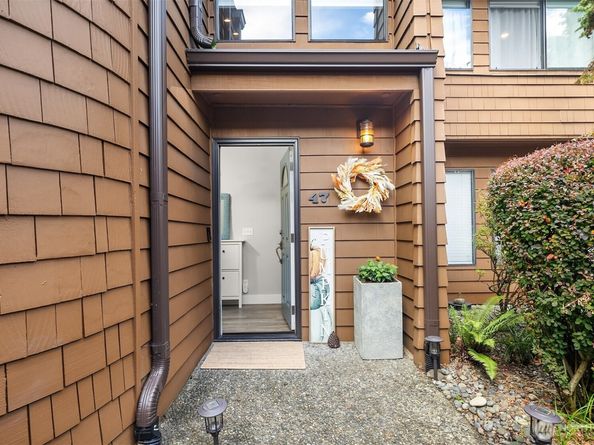 11500 NE 128th Street 47, Kirkland WA 98034