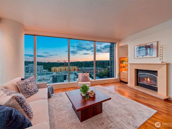 10650 NE 9th Place 1624, Bellevue WA 98004