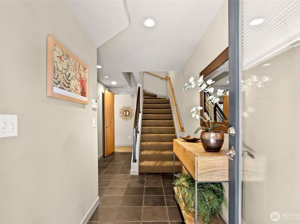 4923 39th Avenue S, Seattle WA 98118
