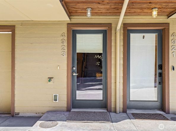 4923 39th Avenue S, Seattle WA 98118