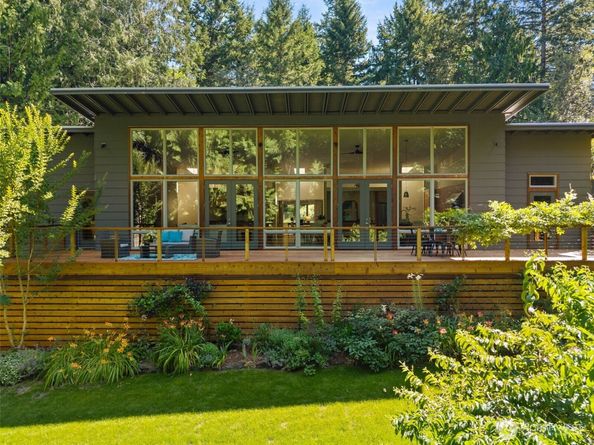 13123 Phelps Road NE, Bainbridge Island WA 98110