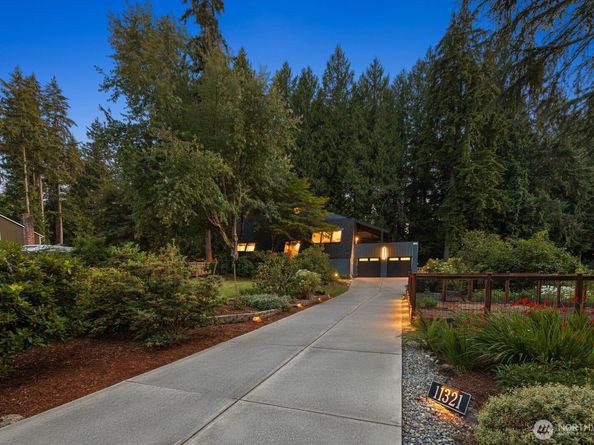 11321 165th Court NE, Redmond WA 98052