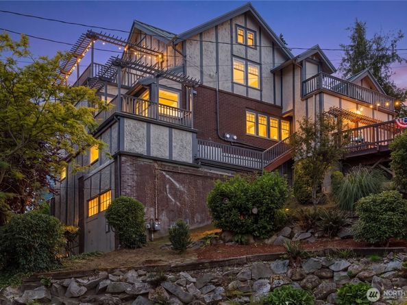 1228 23rd Avenue E, Seattle WA 98112